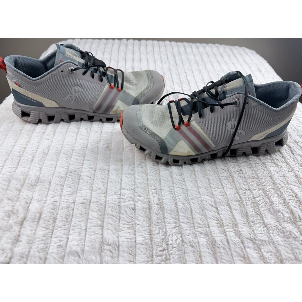 On Cloud Shoes X Shift Men's Size 8.5 Gray Alloy Red Running Hiking Sneakers - Picture 4 of 16
